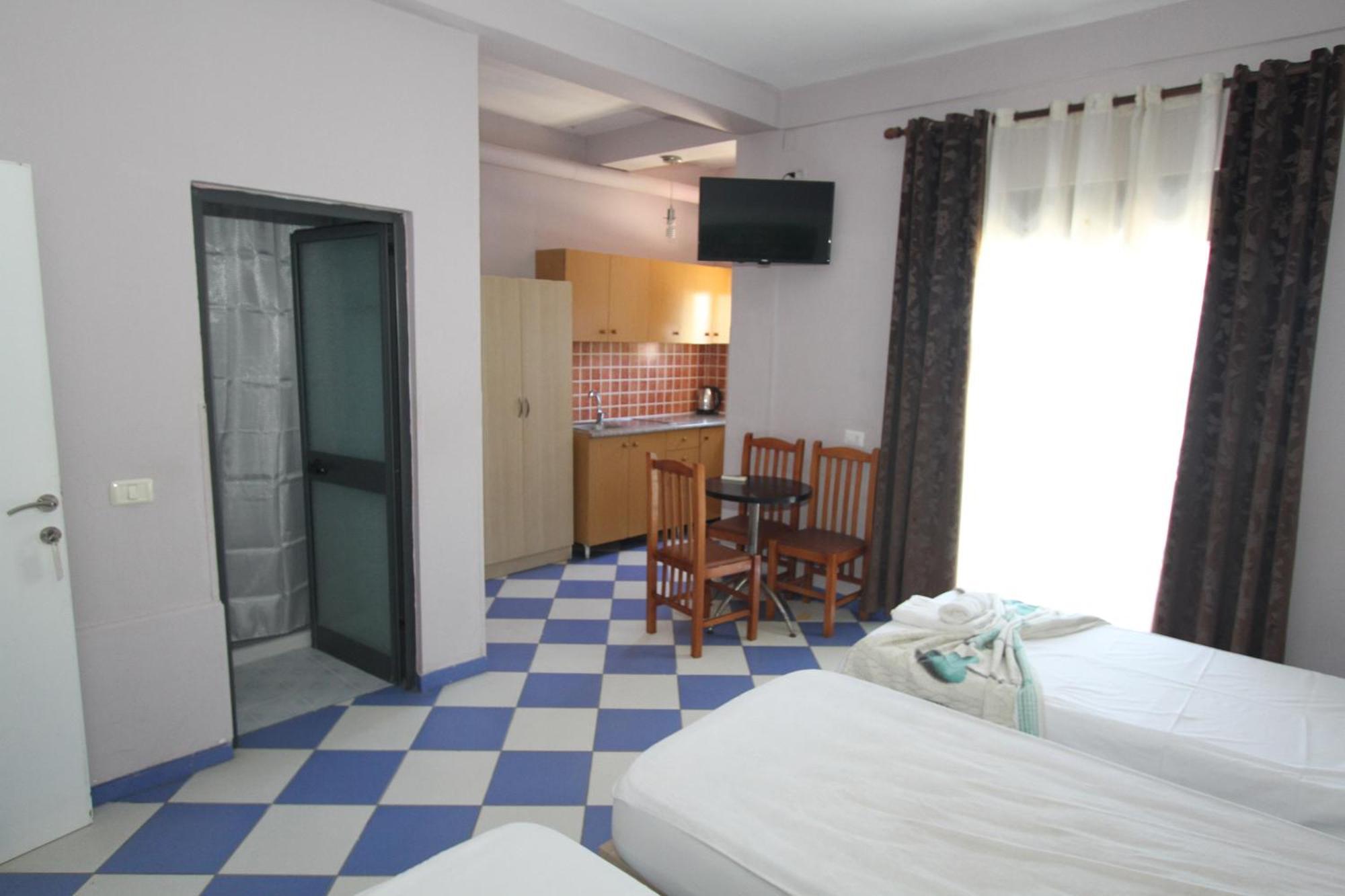 Kompleksi Eli Guest House Durrës Eksteriør bilde